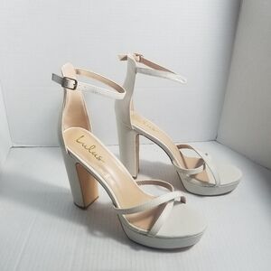 LULUS CREAM HEELS SIZE 11